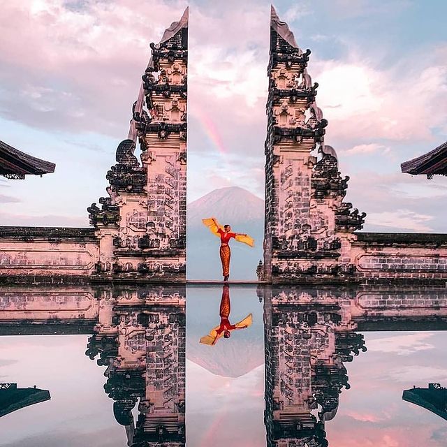 East Bali Escape: Gates of Heaven, Royal Pools & Hidden Falls Image